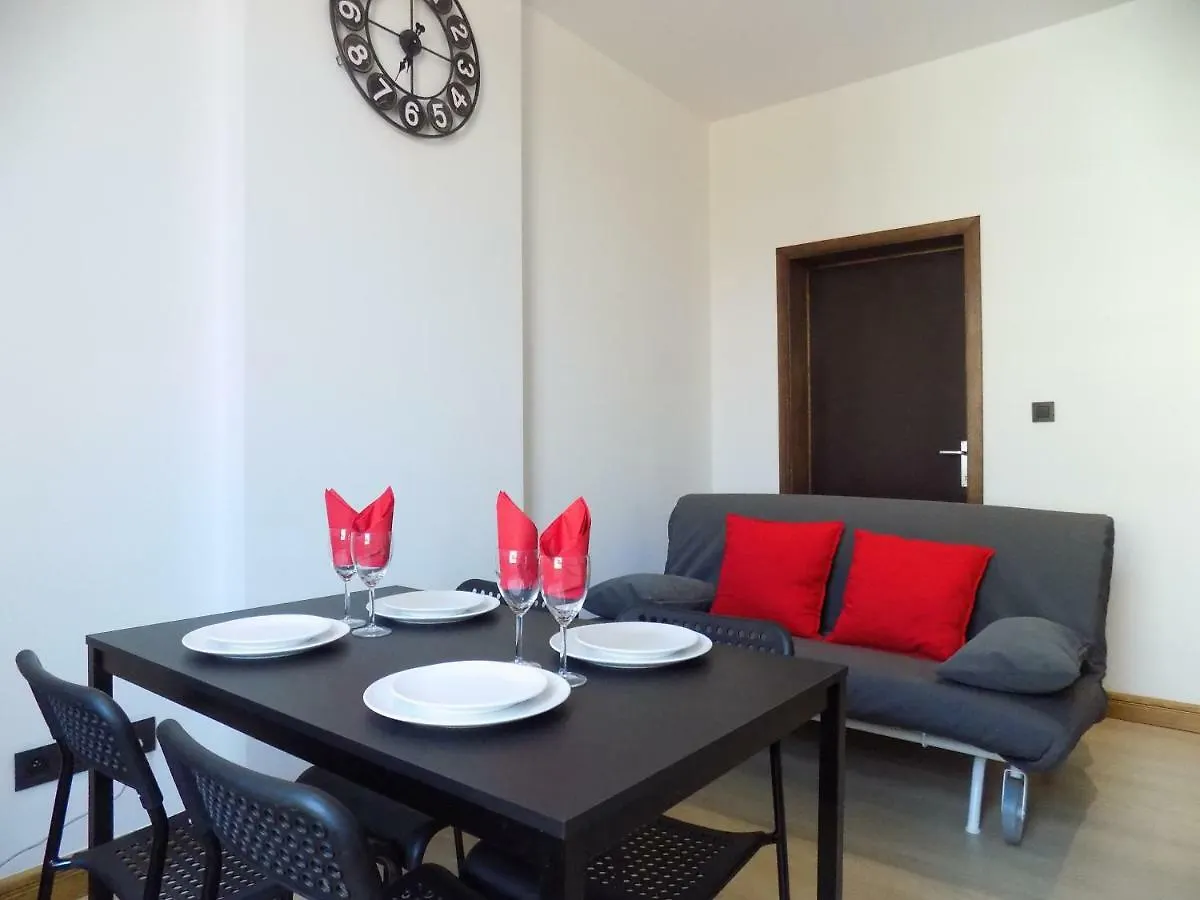 Apartment Maison Roosevelt - Charleroi Airport - Ideal Families Belgium