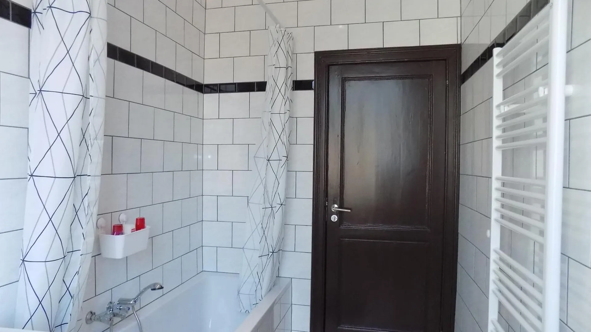 Apartment Maison Roosevelt - Charleroi Airport - Ideal Families